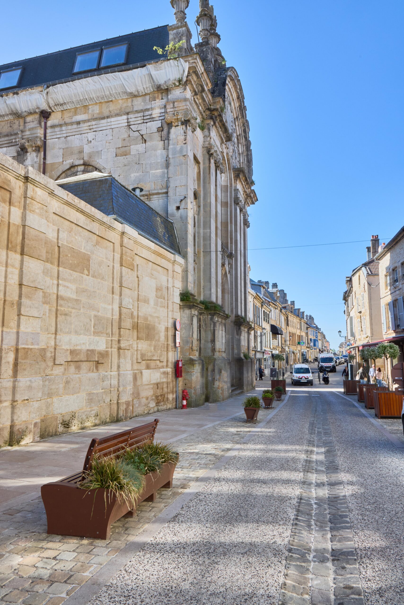 photo après travaux Langres - Aménagement de la place Diderot